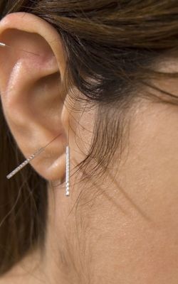 ear acupuncture cropped